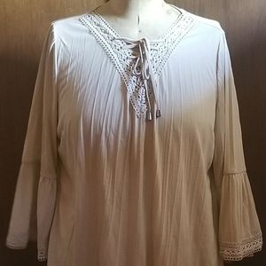 New York Laundry 1X Taupe Blouse